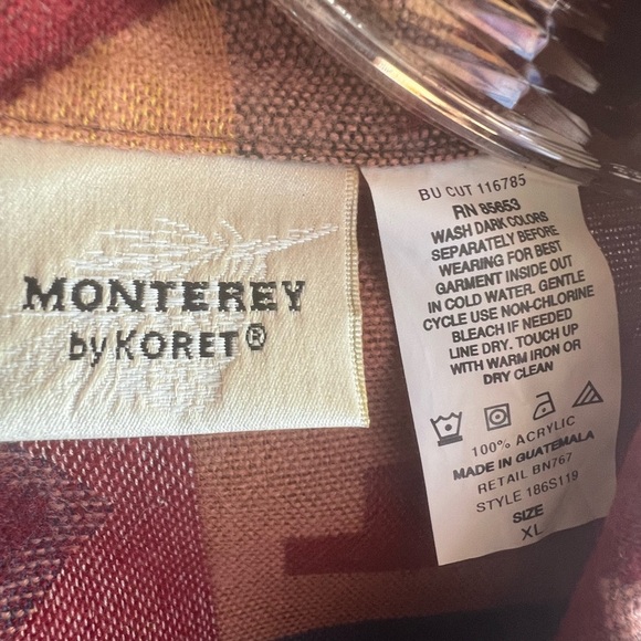 Monterey by Koret Aztec Print Jacket – Red & Blue Southwestern Style - Picture 2 of 3